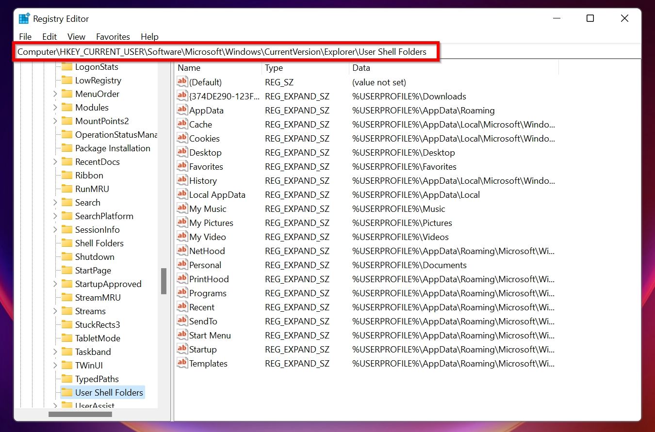 Windows 注册表编辑器中的用户 Shell 文件夹屏幕。